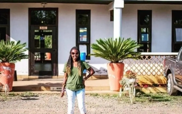 Leleshwa Getaway