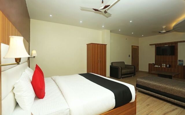Capital O 18317 Hotel Samriddhi Retreat