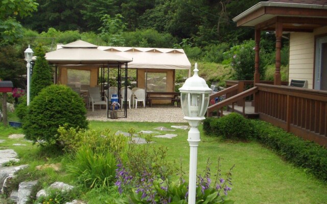 Ganghwado Oryunae Woori Jip Pension