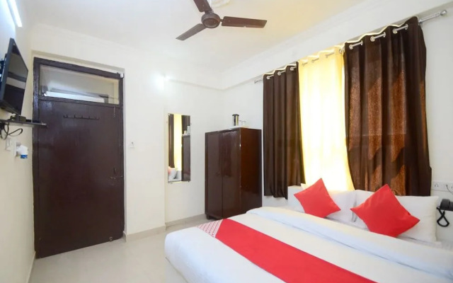 Oyo 28677 Hotel Jeevisha Inn