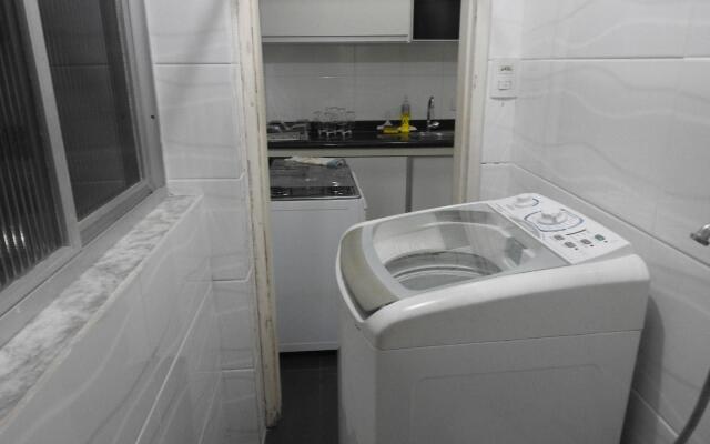 Cabo Frio Lindo 2 quartos Reformado para 8 pessoas