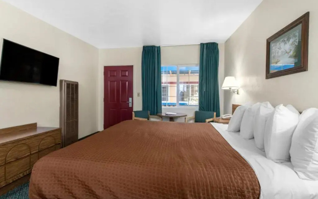 Town House Motel – Historic Old Town Eureka