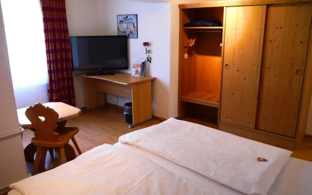 Hotel und Weingut Karlsmühle