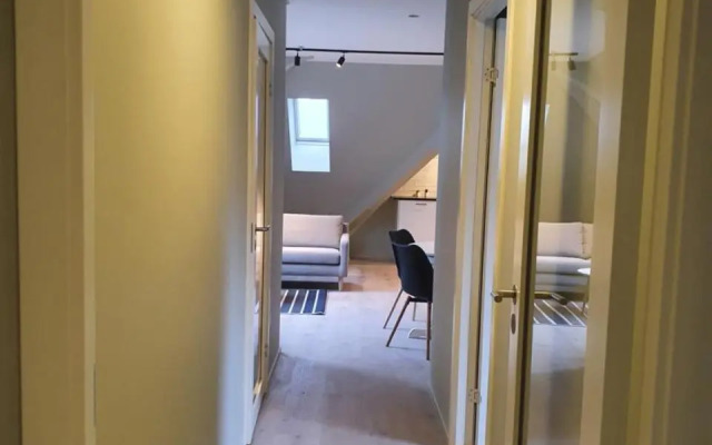 Kong Oscars Apartments