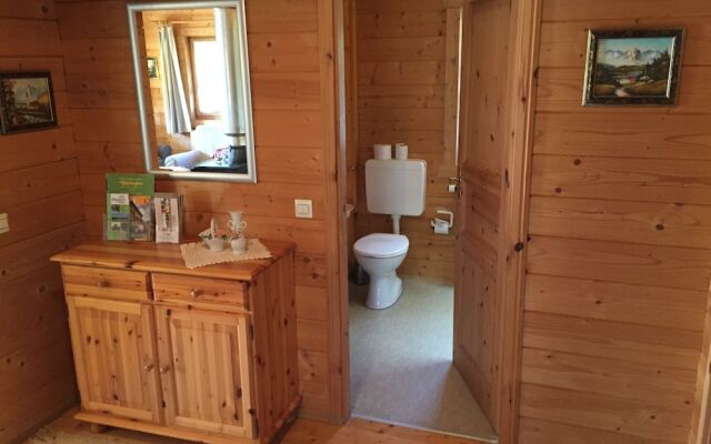 Wooden Bungalow With a Stove, in a Nature Reserve