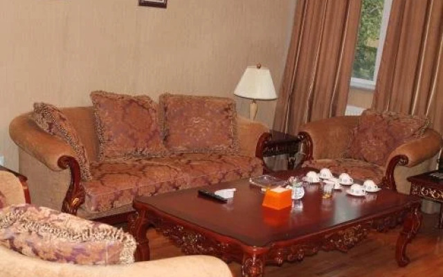 Hualing Hotel
