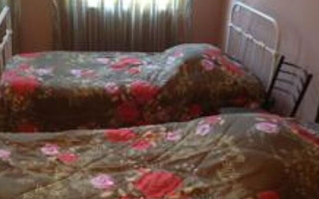 Guesthouse Host