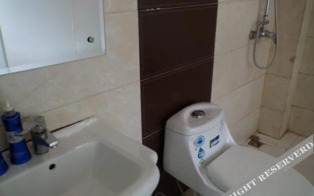 Haitian Business Hostel