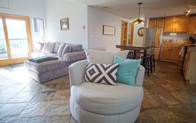 Ridgecrest 305 (379395) - 3 Br Condo