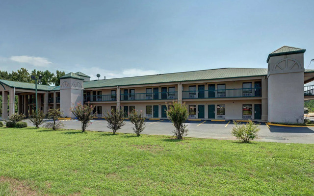 OYO Hotel Grenada West