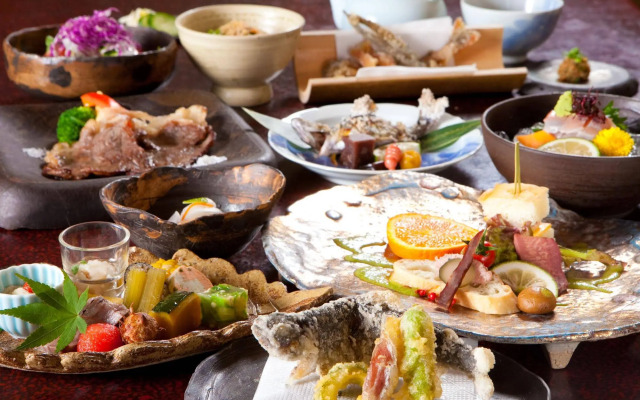Shukubo Kawaseminoshou - The Kingfisher resort -