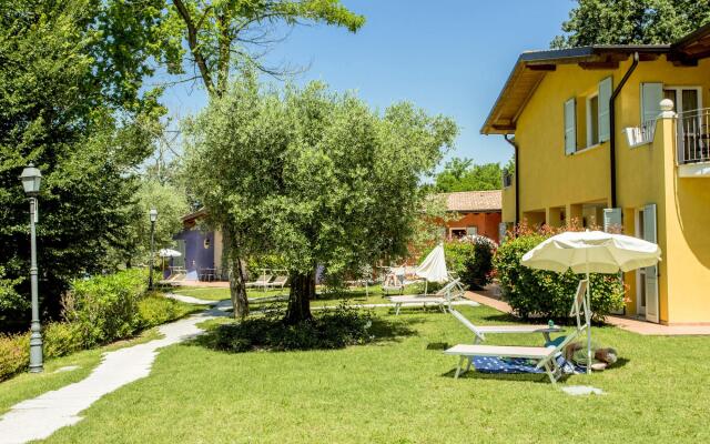 Cozy Holiday Home in Lombardy with Swimming Pool
