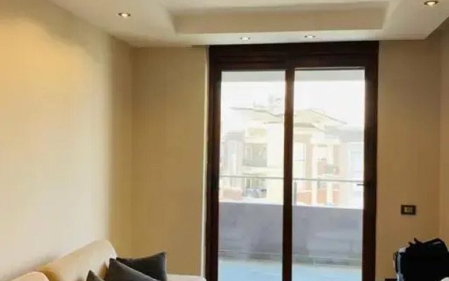 Konaklar bölgesinde Denize Yakın Lüks Dublex Daire