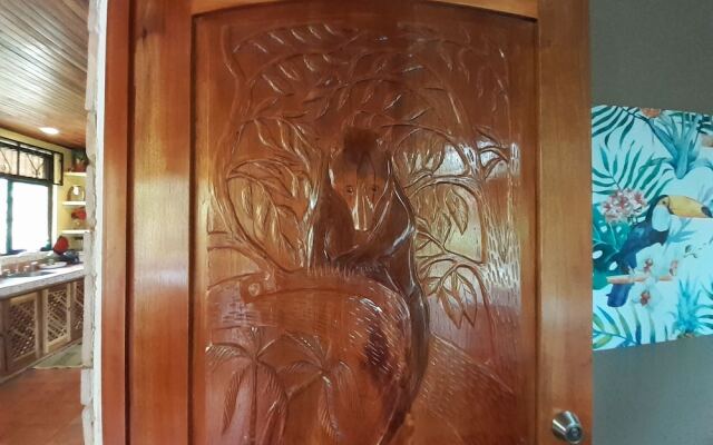 Encantada Guest House: Spectacular View & Excellent Reviews