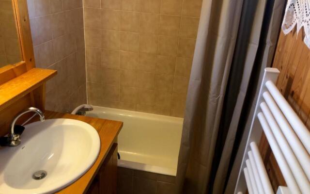 Appartement La Clusaz, 1 pièce, 4 personnes - FR-1-459-64