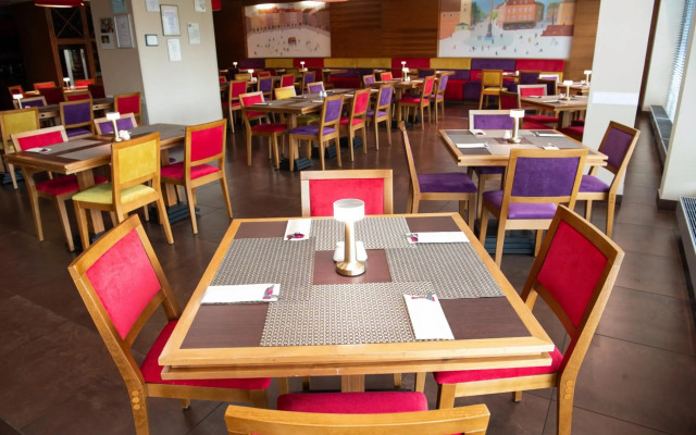 Hotel DeSilva Warszawa Piaseczno