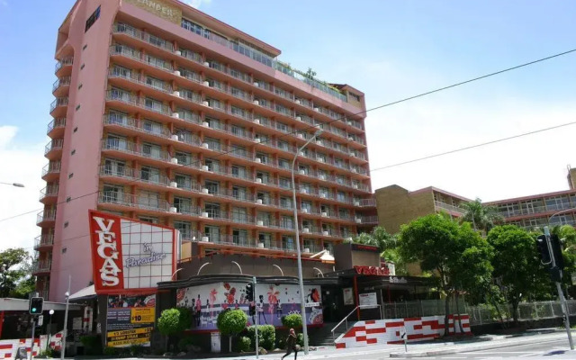 Islander Backpackers Resort