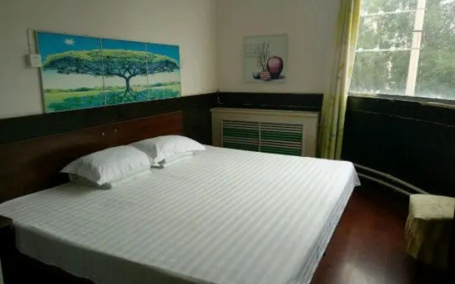 Wuyi yilin express hotel