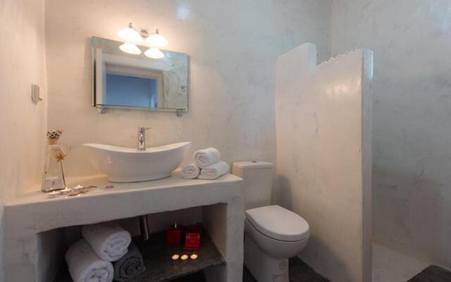 Blue Paradise House Villa