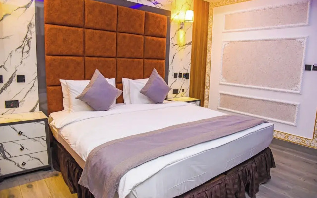 McDons Skye Hotel and Suites