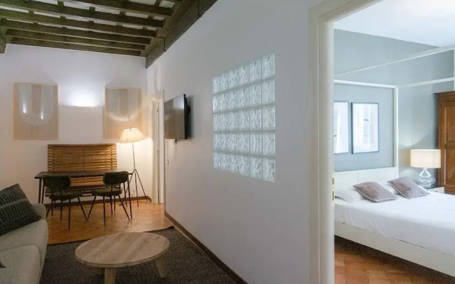 Piazza Navona Charming Apartment