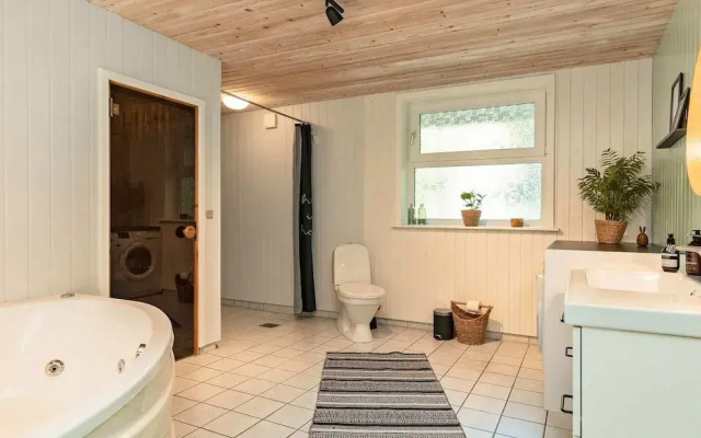 6 Person Holiday Home in Saeby-by Traum