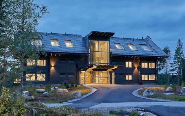 Naava Chalet