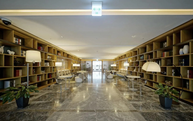 Lotte The Residence