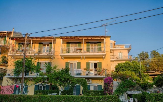 Manessis Apartments Kassiopi Bay Corfu