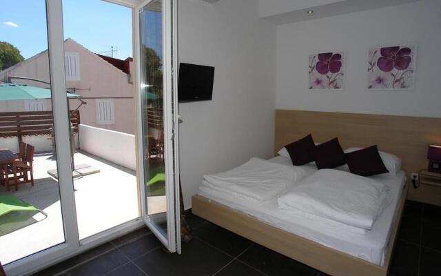Petar - 150m from the city center - SA2(2)-Terasa