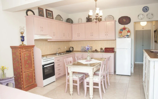 Brezza Apartment F