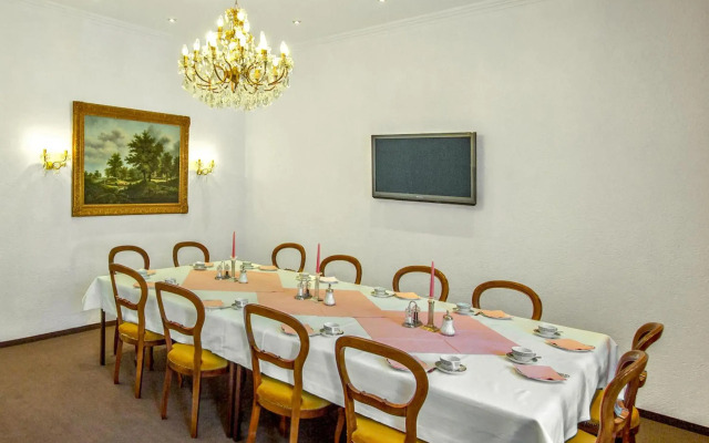 Hotel Adler
