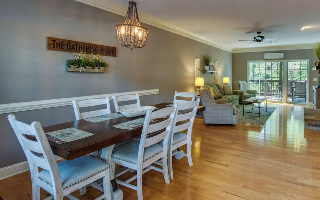 Clayton Resort Getaway w/ Pool Access, Pickleball!