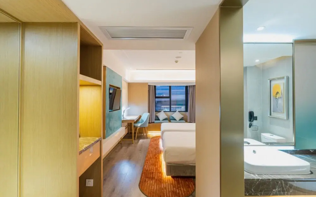 K-house Hotel