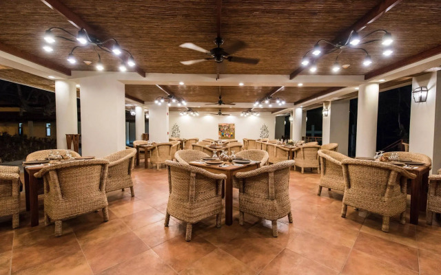 Pacaya Lodge & Spa