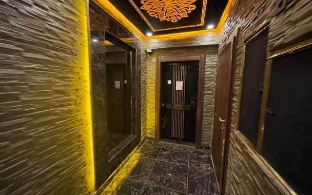 Black House