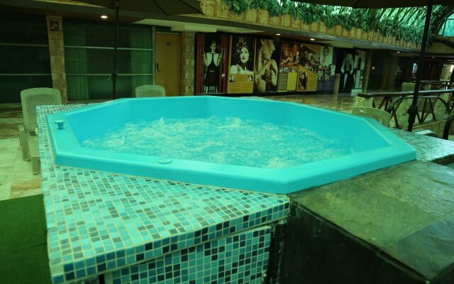 Arts Party Central Hostel