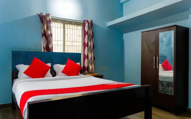 Royal Blues by OYO Rooms