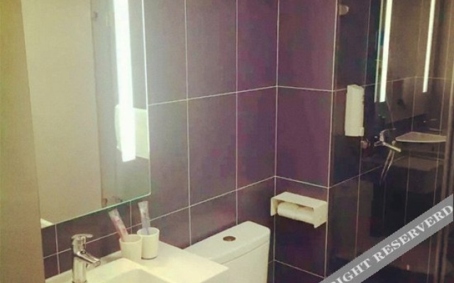 HanTing Hotel (Xi'an Daming Palace Wanda) – Bathroom – Xi'an