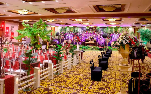 Patra Semarang Hotel & Convention