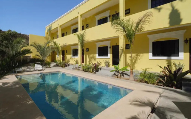 Gallo Azul, Downtown Loft Style Apartment