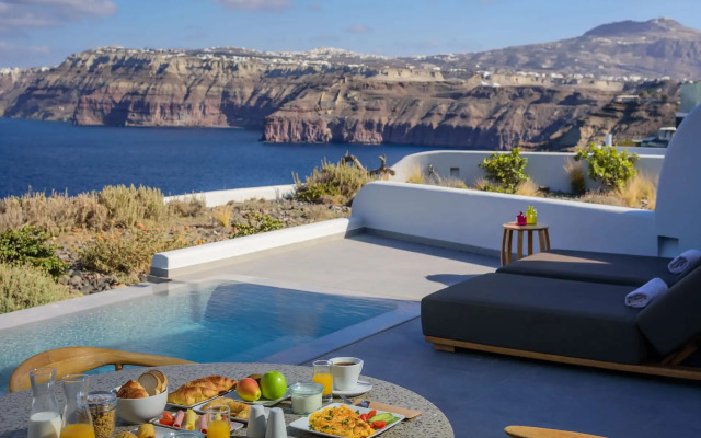 Neptune Luxury Spa Suites