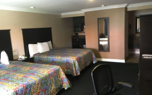 Garden Inn & Suites