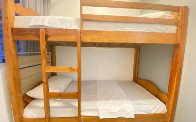 2 Bedroom Condo in Jazz Makati