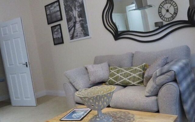 Stracey Road Apartment