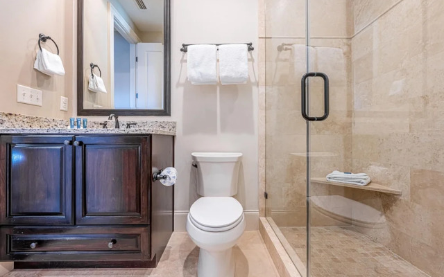 Villa Lago 1975 S2G 4BR 4BA 10