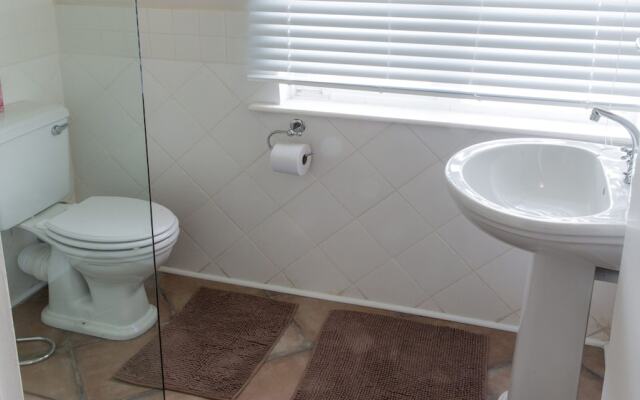 Muizenberg Guestique