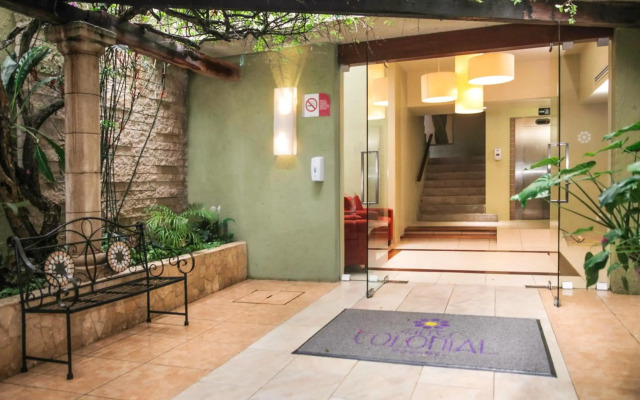 Suites Colonial