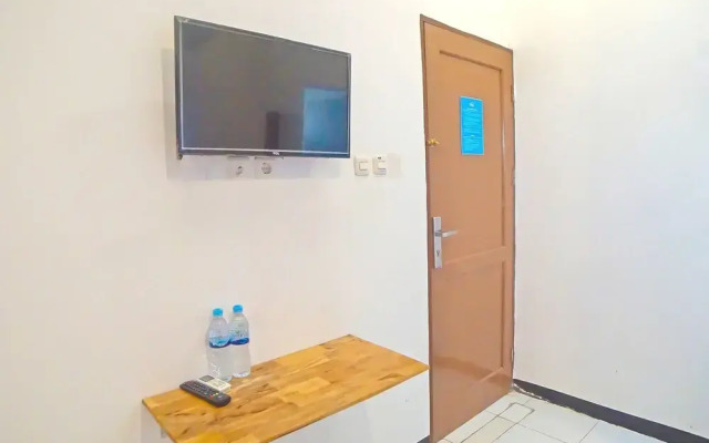 OYO 92369 BB House Katamso