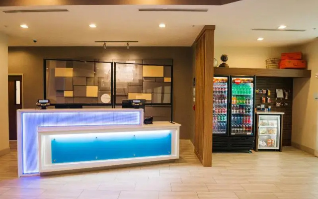 Hol. Inn Exp. and Suites Birmingham - Homewood